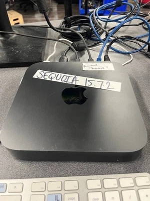 Apple Mac Mini (1TB SSD, Intel Core i7, 3.2 GHz 6-Core, 32GB) Space Gray - 2018 - Image 1 of 4