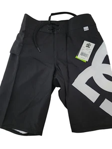 DC 23W/10L 4 way stretch NWT black boardshorts lanai - Picture 1 of 3