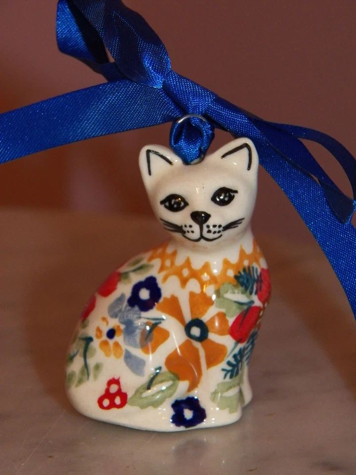 UNMARKED Polish Pottery Cat Ornament! UNIKAT Signature Rembrandt!