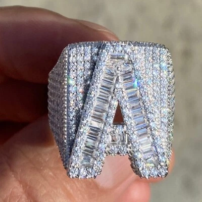 Anillo de plata esterlina 925 inicial bloque letras baguette helada inundado circonita cúbica A-Z Foto 1 de 4
