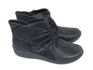 Clarks Ankle Boots Womens 7  Black Rouched Round Toe Slip On Casual Faux Leather - Picture 1 of 12