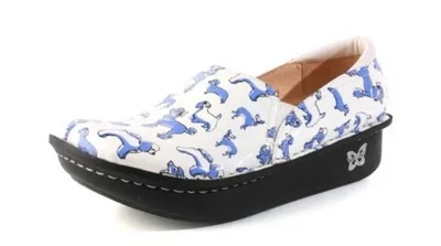 Zueco Argelia Debra perros pequeños caniche charol blanco talla 38 cómodo enfermera Foto 1 de 4