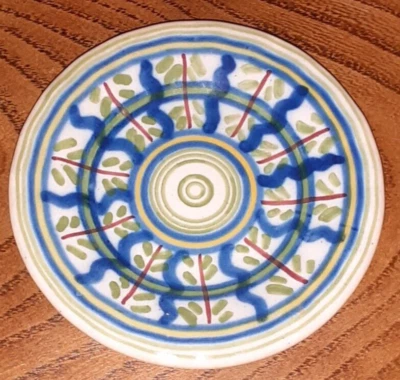 Vintage Spanish Figas Hanging Mini Plate Hand Painted 8 cm Diameter Signed - Image 1 of 3