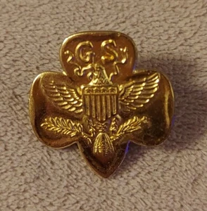Girl Scouts Of America Eagle Crest Pin - Picture 1 of 4