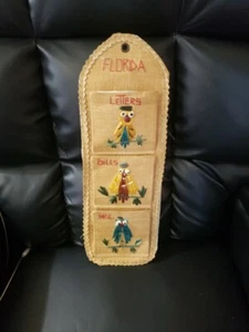 Letters Bills Misc Handcrafted Straw Wicker ๐ฆ ๐ฆ Birds Wall Organizer - Picture 1 of 6