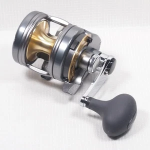Carrete de pesca Shimano Tyrnos 8 palancas arrastre JDM diestro agua salada - Imagen 1 de 13