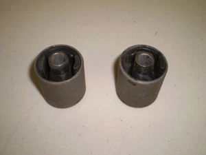 Front Differential Bushing Small Pair Fits Suzuki Carry DB51T, DD51T, DD51B - Picture 1 of 1