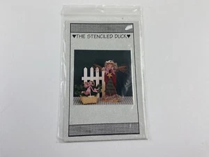 Scarecrow Christmas Tree Wood Pattern by The Stenciled Duck Vintage Basket - Picture 1 of 3