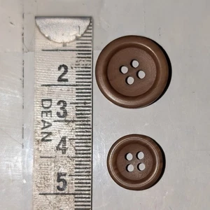 20mm 15mm Brown slightly textured look to the colour 4 Hole Plastic Buttons - Picture 1 of 1