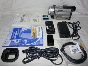 Sony DCR-TRV900 MiniDv Mini Dv 3CCD Camera Stereo Camcorder VCR Video Transfer - Picture 1 of 7