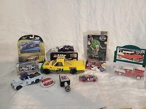 Lote de 11 piezas de artículos diversos diecast y NASCAR - Imagen 1 de 15