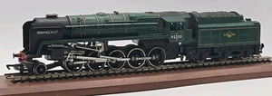 HORNBY MODEL RAILWAYS OO GAUGE R065 EVENING STAR LOCOMOTIVE & TENDER 92220 - Picture 1 of 8