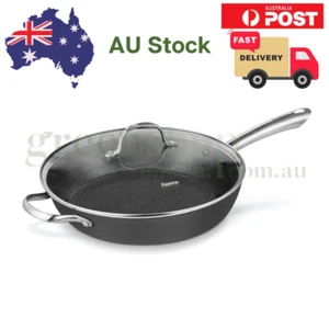 Iron Die Cast Frying Pan with Glass Lid 30 x 8cm - Picture 1 of 1