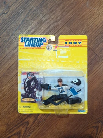 STARTING LINEUP 1995  DAREN PUPPA  TAMPA BAY LIGHTNING   FIGURE COLLECTOR w/CARD Cover