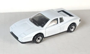 Matchbox loose Ferrari Testarossa white Graffic Traffic - Picture 1 of 5