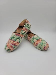 Tom's Classic Tropical Plant Tan Flats Slip On Canvis Shoes Women Size 9 710515 - Picture 1 of 9