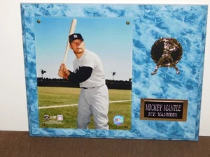 VINTAGE 15" X 12" 2005 MLB BASEBALL NEW YORK YANKEES MICKEY MANTLE WALL PLAQUE - Picture 1 of 10