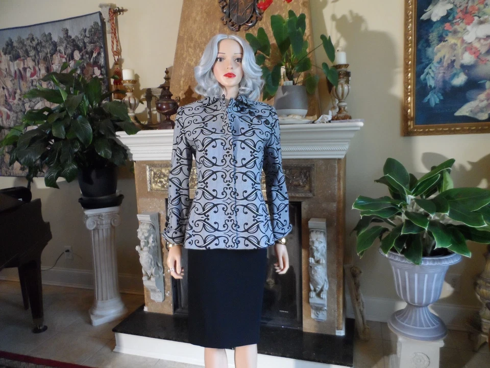 Christian Dior Black & White Print Skirt Suit Size 10 - Image 1 of 4