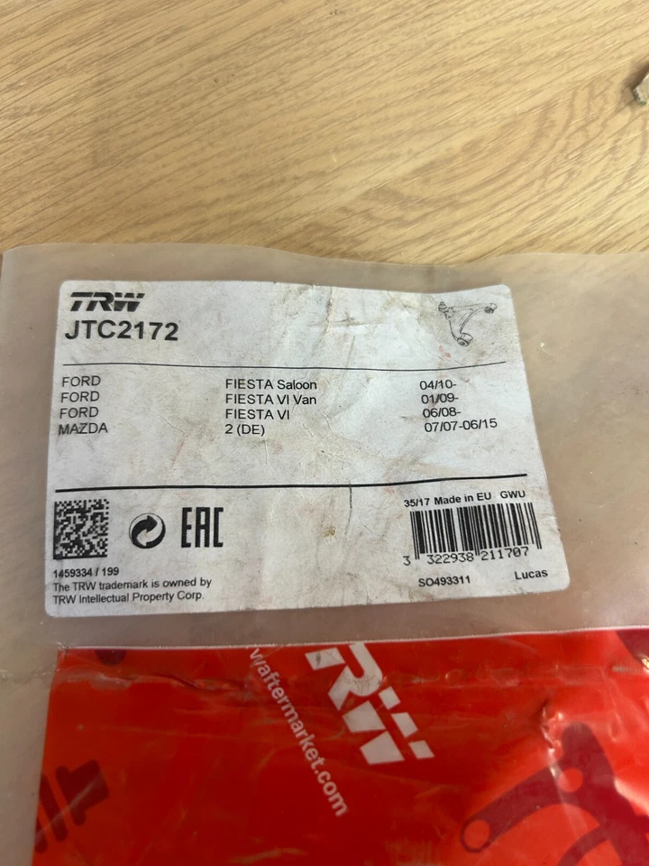 LOWER CONTROL ARM FRONT RIGHT FIESTA / VAN MAZDA 2 2007-2015 1.0 1.25 107A - Image 1 of 4