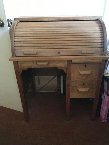 ROLL TOP CHILD'S DESK Cover