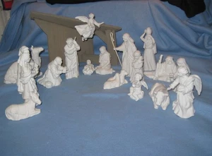 Avon Krippe weiß Biskuitporzellan komplett 19-teiliges Set Boxen & StyroSchaum - Bild 1 von 14