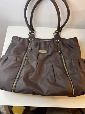 Bolso de Pañales Carter's con Cremallera Frontal Moda (Marrón) Foto 1 de 4