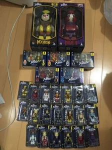 BE@RBRICK Marvel X-MEN 400% Wolverine & Magneto Happy Lottery 2022 set completo comp - Foto 1 di 4