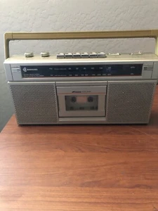Vintage SAMSUNG ST-316A BoomBox Registratore a cassette radio portatile funziona - Foto 1 di 12
