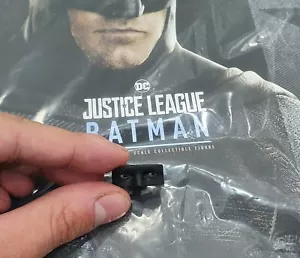 1/6 Eyes Looking Left From Hot Toys Batman Justice League Affleck MMS455 MMS 455 - Imagen 1 de 1