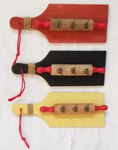 Ganchos para llaves de madera pequeña tabla de cortar y rodillo *Seleccione 1 de los tres - Imagen 1 de 2