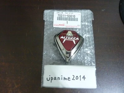 Toyota Genuine 00-05 Lexus IS300 Front Grille Altezza Red Emblem 75311-53010 *** Foto 1 de 2