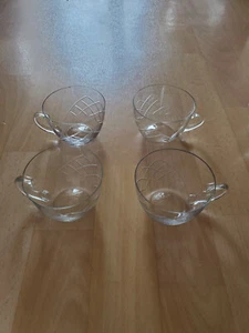 4 Kaffeetassen Glas dünnwandig mit Muster gebraucht - Bild 1 von 1