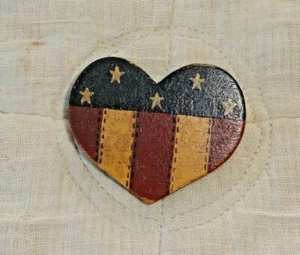 Handbemalte Holz Americana Flagge Herz Pin - Bild 1 von 2