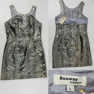 Neu Runway Collection Jrs Kleid großer Strassausschnitt Metallic Schlangenleder - Bild 1 von 12