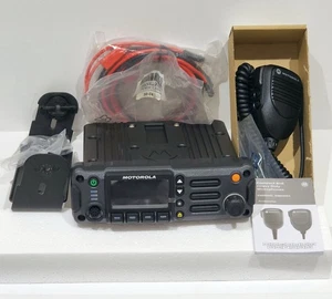 RADIO DIGITAL MOTOROLA APX APX1500 UHF 380-470 MHZ PROBADA P25 I & II TDMA FPP - Imagen 1 de 4
