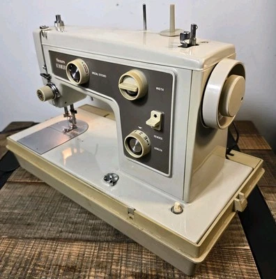 Vintage Sears Kenmore 1755 Zig Zag Sewing Machine w/Foot Pedal Case WORKS  - Image 1 of 4