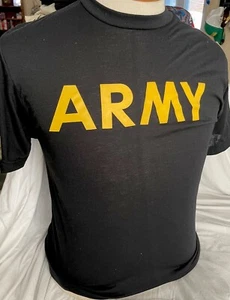 NEW! Army PT Short Sleeve Shirt APFU Physical Fitness Uniform T-Shirt MEDIUM NWT - Picture 1 of 7