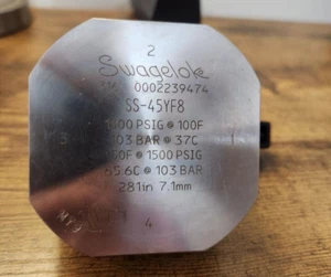 Swagelok SS-45YF8 1500 PSI Ball Valve - Picture 1 of 7