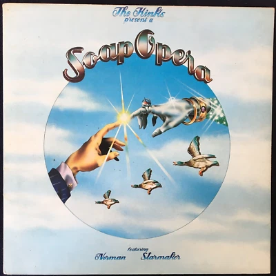 THE KINKS 'SOAP OPERA' 12'' VINYL ALBUM RCA VICTOR RECORDS SF8411 1975 UK FIRST - Image 1 of 4