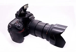 Nikon D800e with Tamron AF Aspherical 28-200mm Macro LD in ++ excellent conditon - Picture 1 of 10