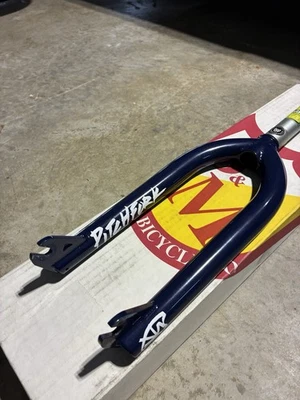 S&M Widemouth Forks 蓝色凹槽 — 第 1/4 张图片