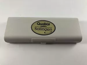 Vtg Qualitat Solingen Vergoldet Gold Plated Dore Scissors and Thimble F8.1 - Picture 1 of 8