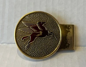 Vintage Mobil Pegasus Messing Geldklammer Retro gealtert Patina goldfarben & rot - Bild 1 von 5