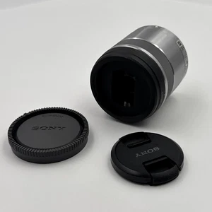 SONY E 30mm F/3.5 Macro Prime Lens SEL30M35 For Sony E-MOUNT - Bild 1 von 8