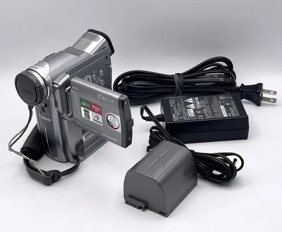 Canon Optura 300 MiniDV Camcorder Video Camera Bundle Excellent Condition - Image 1 of 4