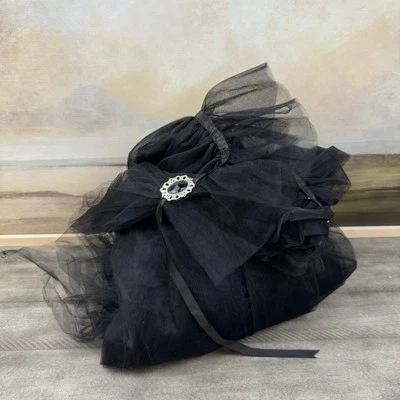 Disfraz de Halloween Pottery Barn para niños capa de bruja solo sin sombrero negro leer nuevo sin etiquetas Foto 1 de 4