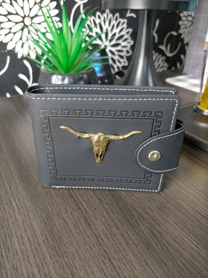 Mens longhorn bull zip faux leather wallet black - NEW - Image 1 of 4
