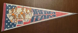 1992 Wincraft USA Dream Team Basketball Pennant With Protective Sleeve - Picture 1 of 14