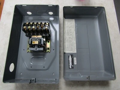 💥CONTACTOR DE ILUMINACIÓN CERRADO CUADRADO D 30 AMP 6P 120V BOBINA 600 VAC 8903LG60 Foto 1 de 4