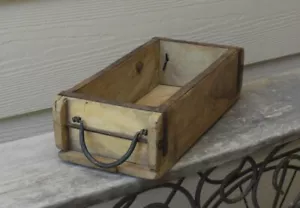 NEW with Antique Look BRICK MOLD WOOD BOX - Primitive Style Re-Purposed Wood - Picture 1 of 4